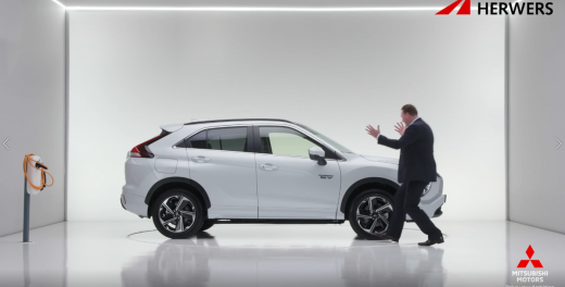 Mitsubishi Eclipse Cross PHEV - video